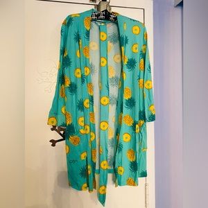 Delicious pineapple robe from Joe Fresh 🍍